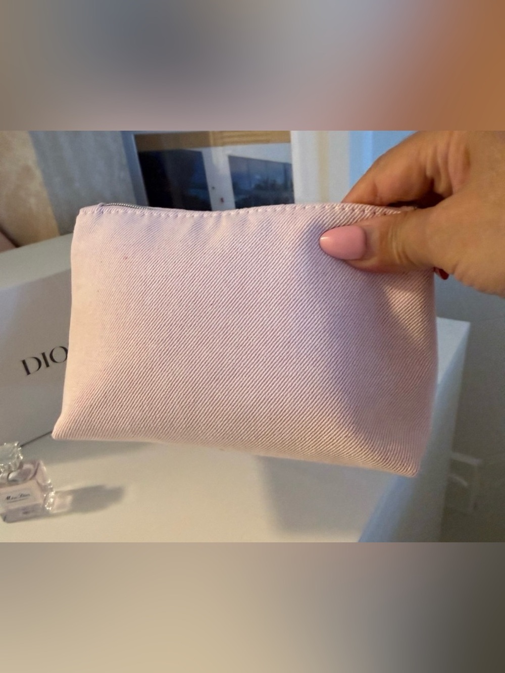 Dior Light Pink Bow Zip Cosmetic Pouch - Picture 6 of 6